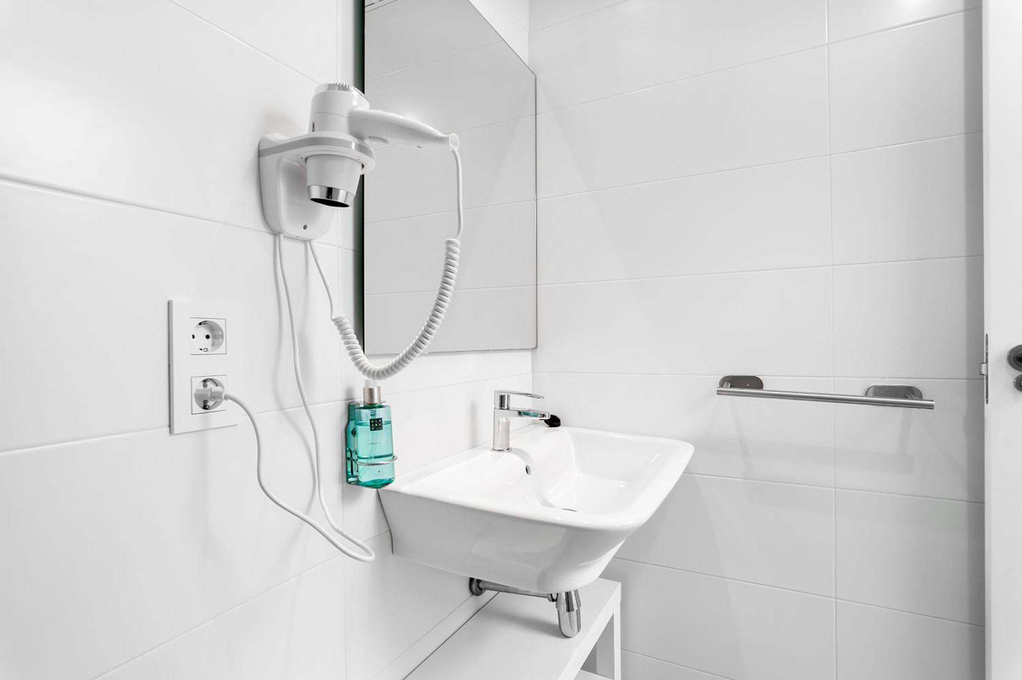 Apartamentos Isabella By Concept Flats Granada Kültér fotó